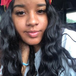 Meet your Posher, Kasee